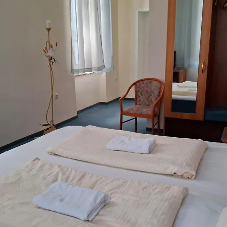 Rathaushotel-2
